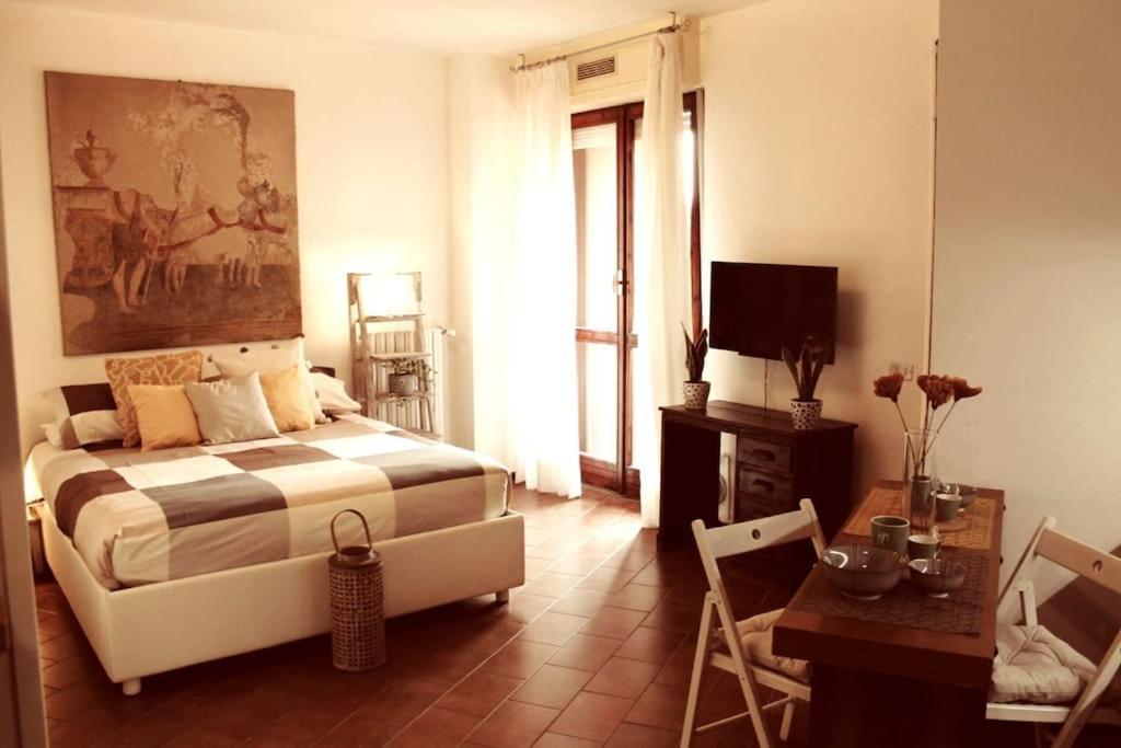 Location Strategica! -Mirochi Apartment- 贝尔加莫 外观 照片